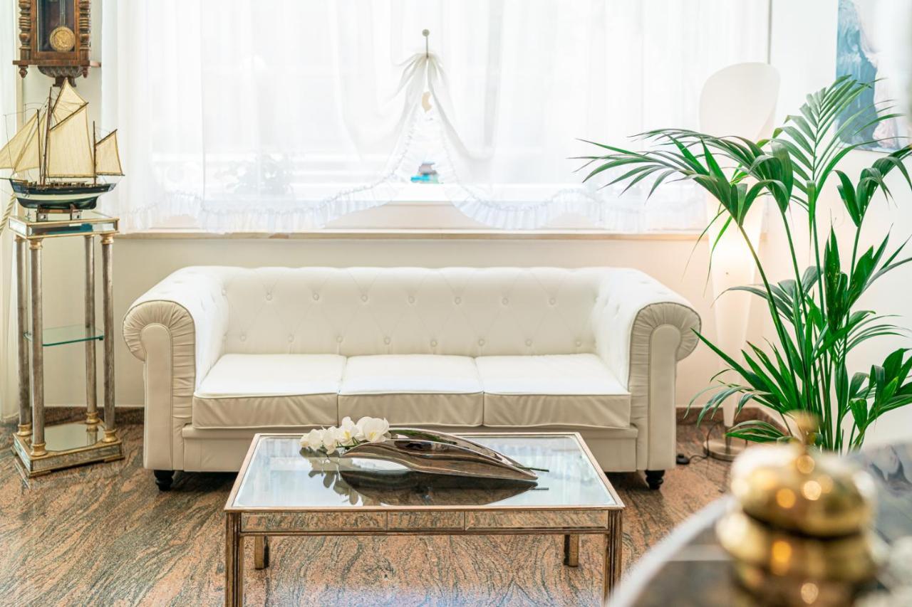 Hotel Alexander Bibione Ngoại thất bức ảnh