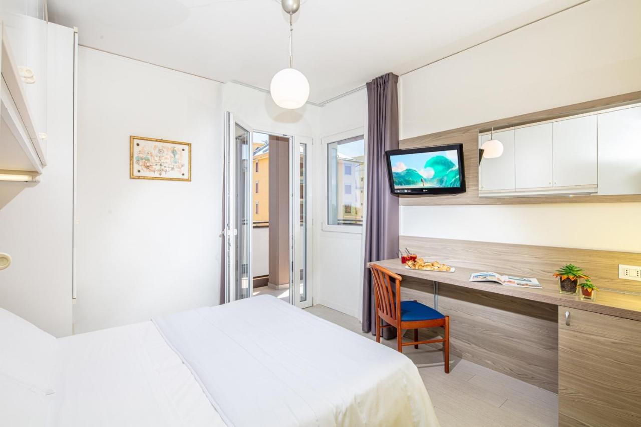 Hotel Alexander Bibione Ngoại thất bức ảnh