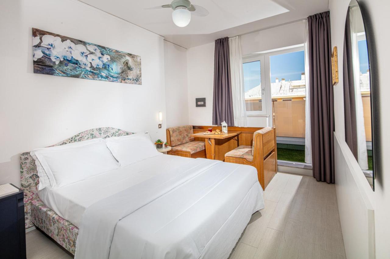 Hotel Alexander Bibione Ngoại thất bức ảnh