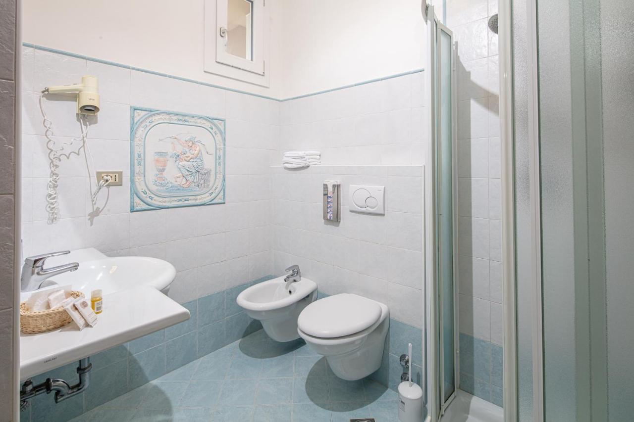 Hotel Alexander Bibione Ngoại thất bức ảnh