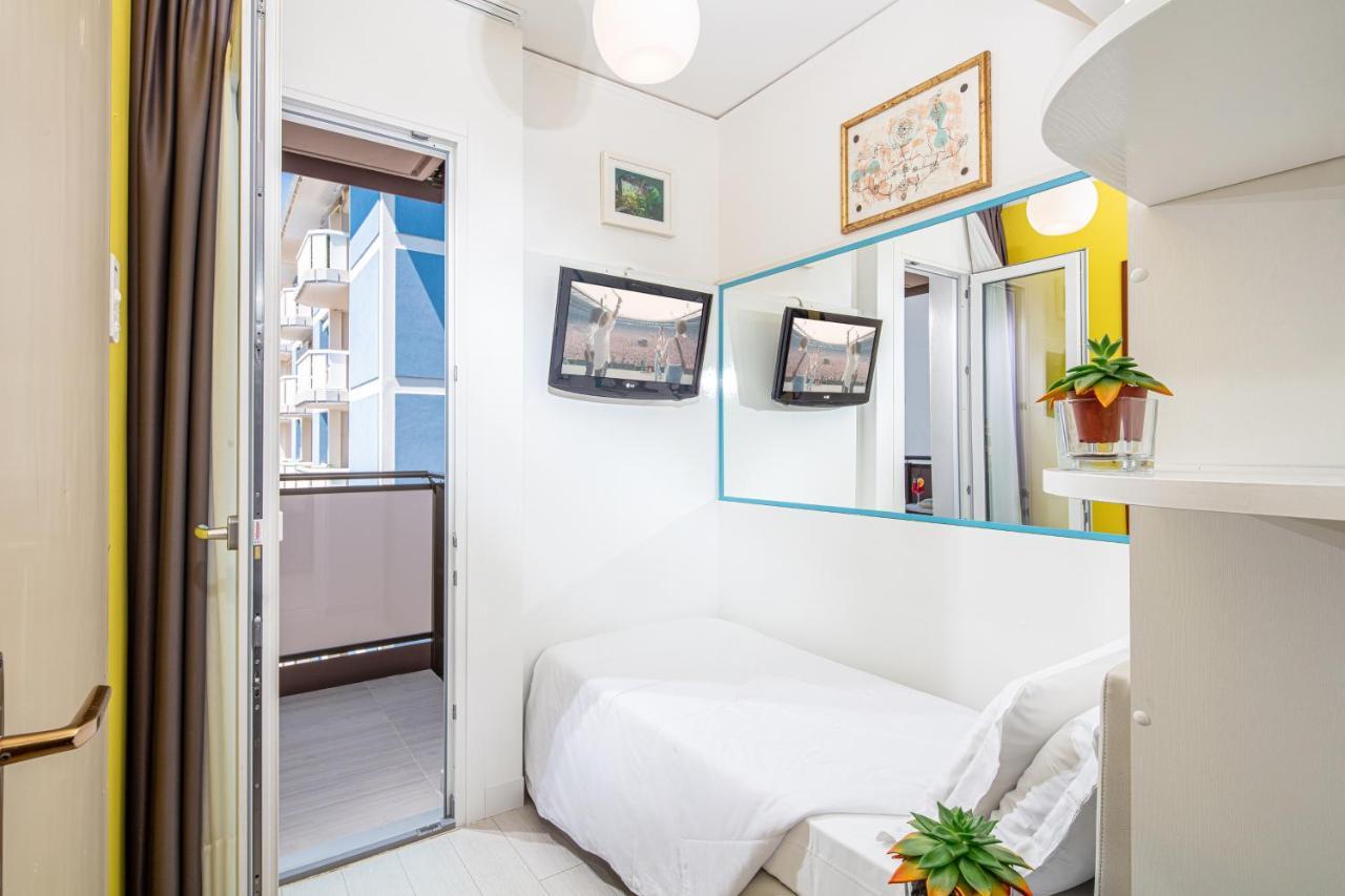 Hotel Alexander Bibione Ngoại thất bức ảnh