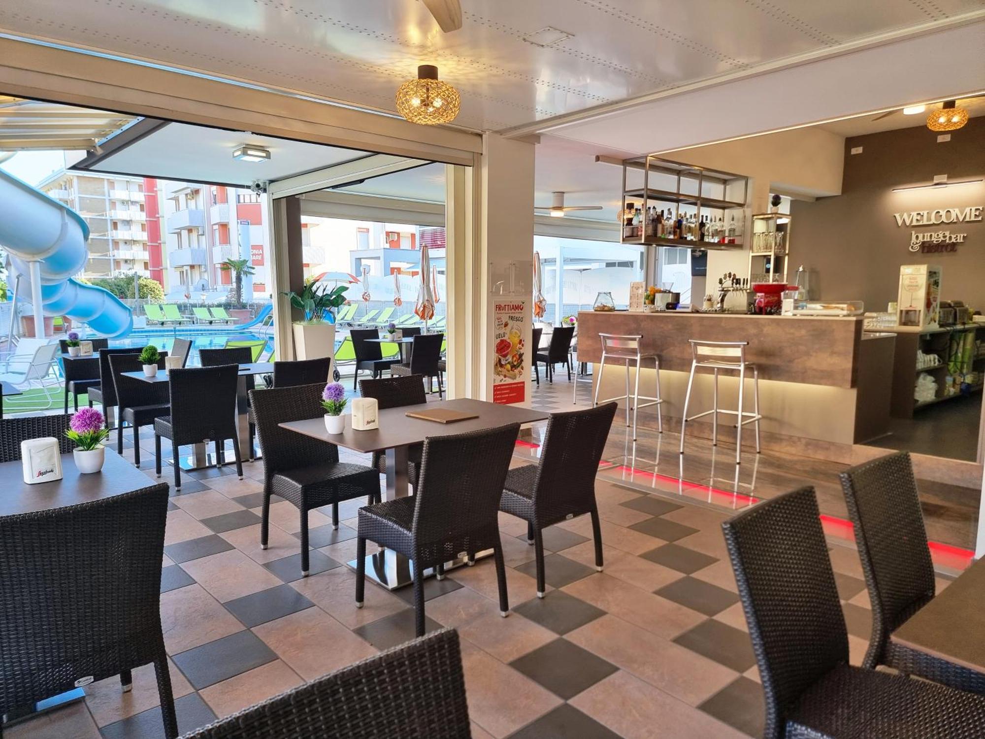 Hotel Alexander Bibione Ngoại thất bức ảnh