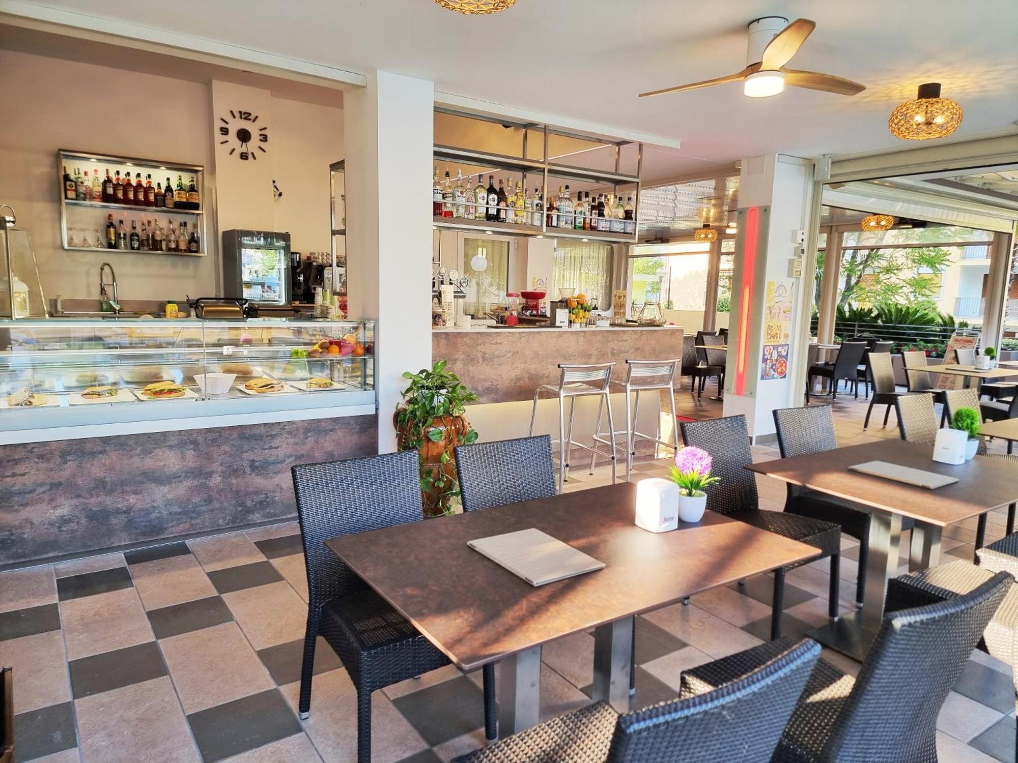 Hotel Alexander Bibione Ngoại thất bức ảnh